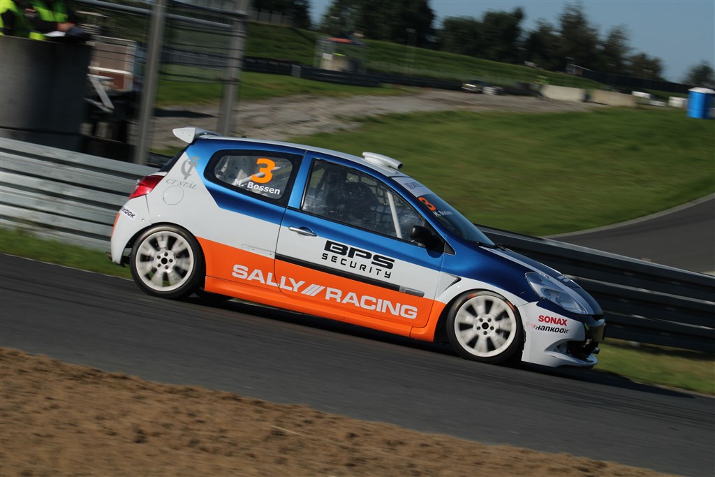 Mark Bossen havde sæsonens bedste weekend resultatmæssigt, med den første generelle sejr i Hankook SuperCup.
(Foto: JJ Media)